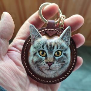 Custom Order Pet Leather Key Chains Handmade，3D Leather Carving & Hand Drawn and Colored,Photo to Leather Art,Pet Tags,Bag Pendant